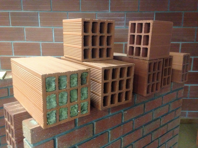innovative building materials  WB_Hollow Brick