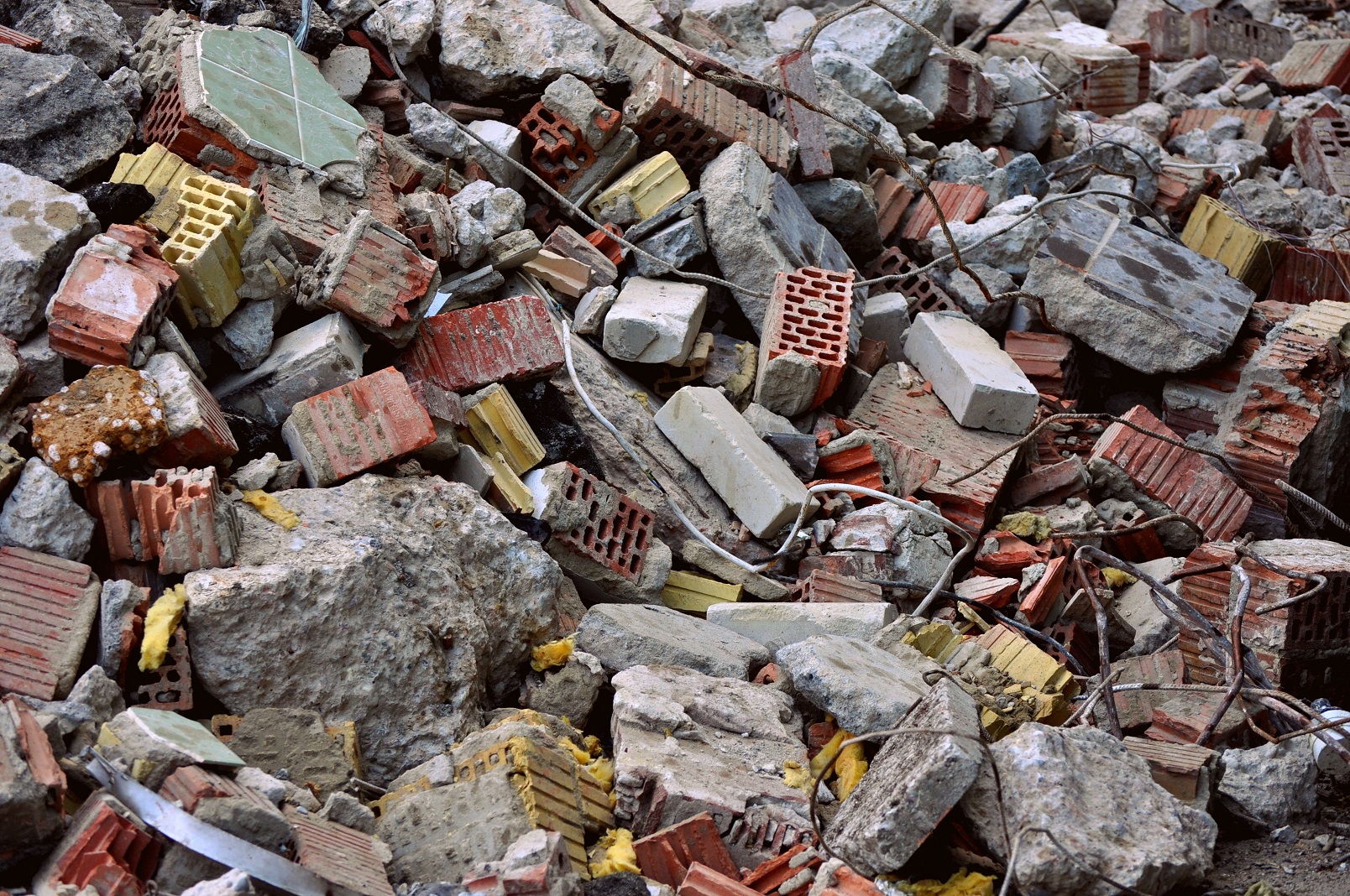 Top 8 Types Of Construction Waste Go Smart Bricks